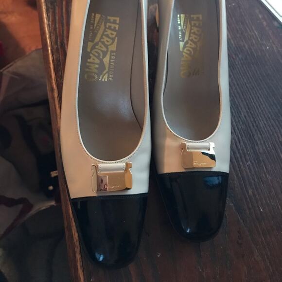 Salvatore Ferragamo two toned heeled shoes - Picture 1 of 8